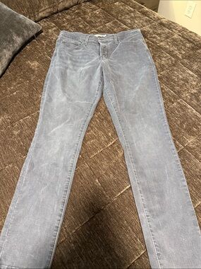 Levi's Women's Skinny Jeans in Light Blue Wash